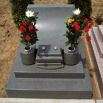 墓石 2