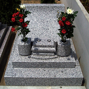 墓石 5